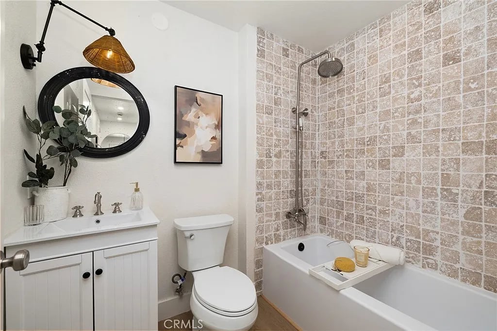 28225 Zurburan, Mission Viejo, CA 92692