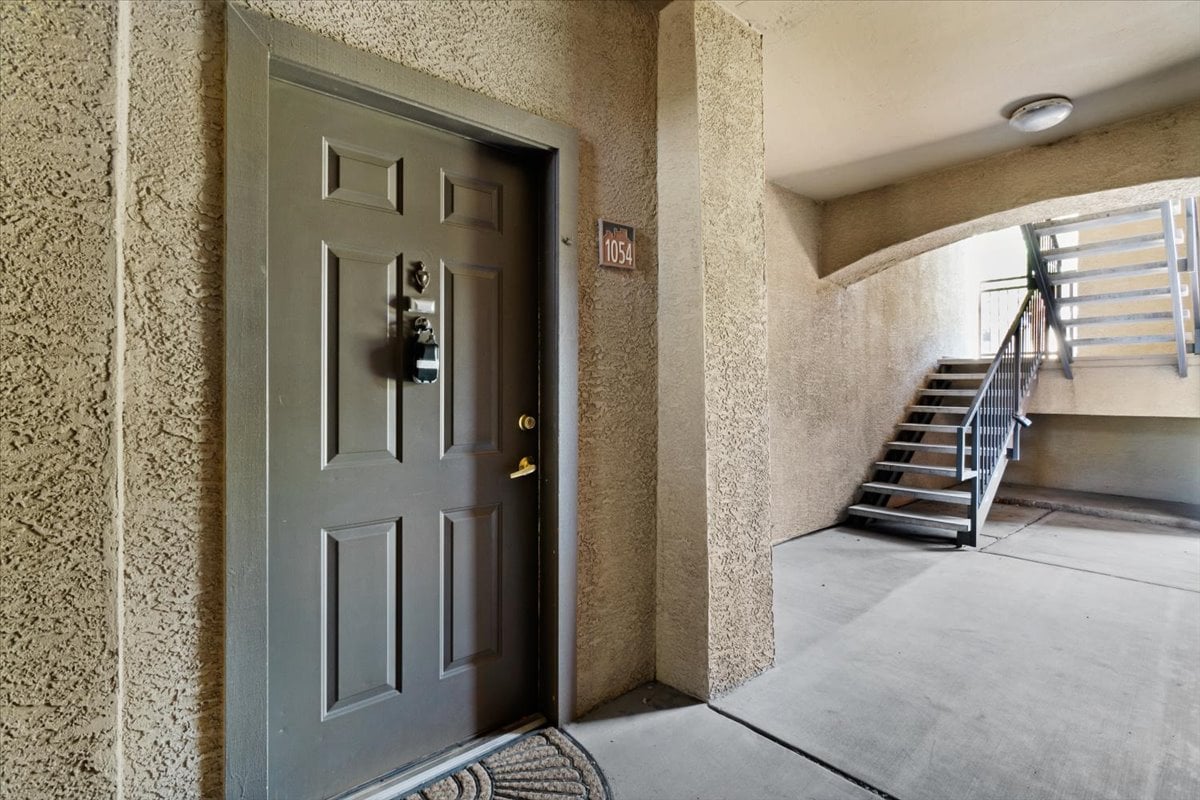 5401 E Van Buren Street 1054