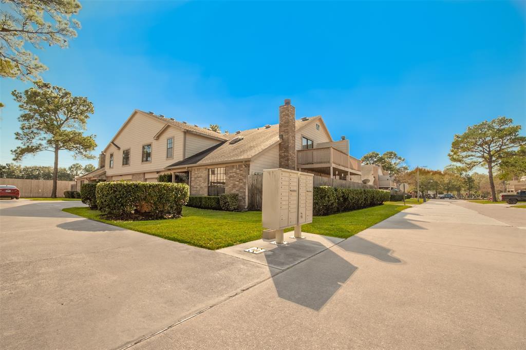 7757 Theissetta Dr, #148