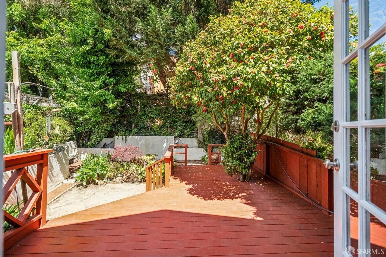 3846 Cesar Chavez St, San Francisco