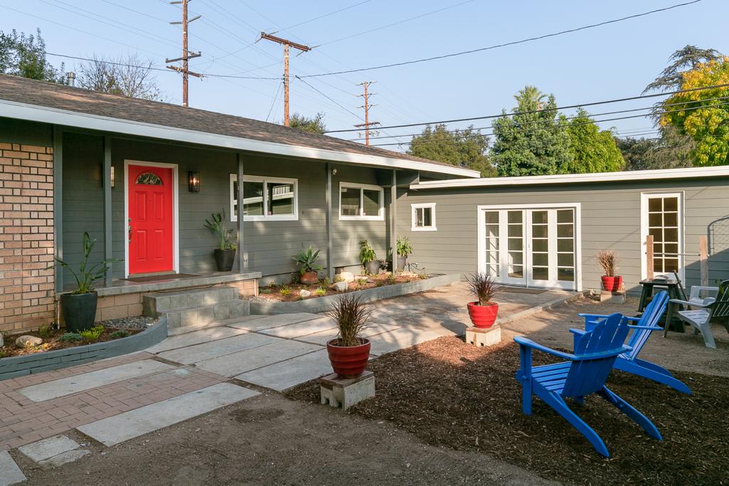 Forest Avenue Compound in South Pasadena!