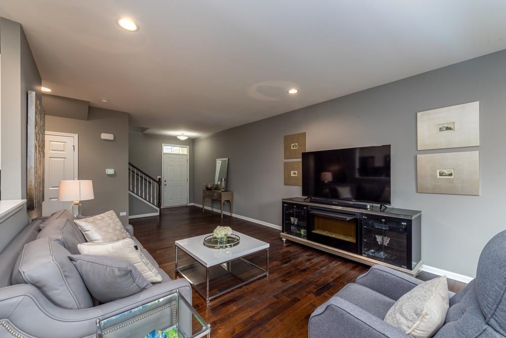 361 Buckingham Ct