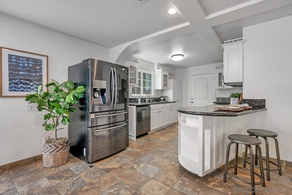 1949 Sonoma Ln