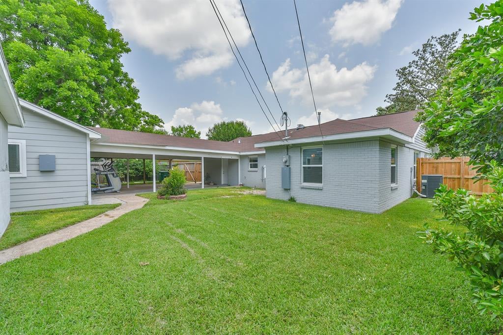 3713 Lazy Spring Drive