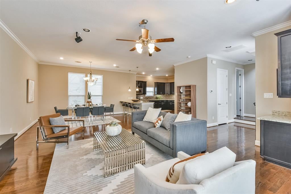 1610 Knox Street Unit B
