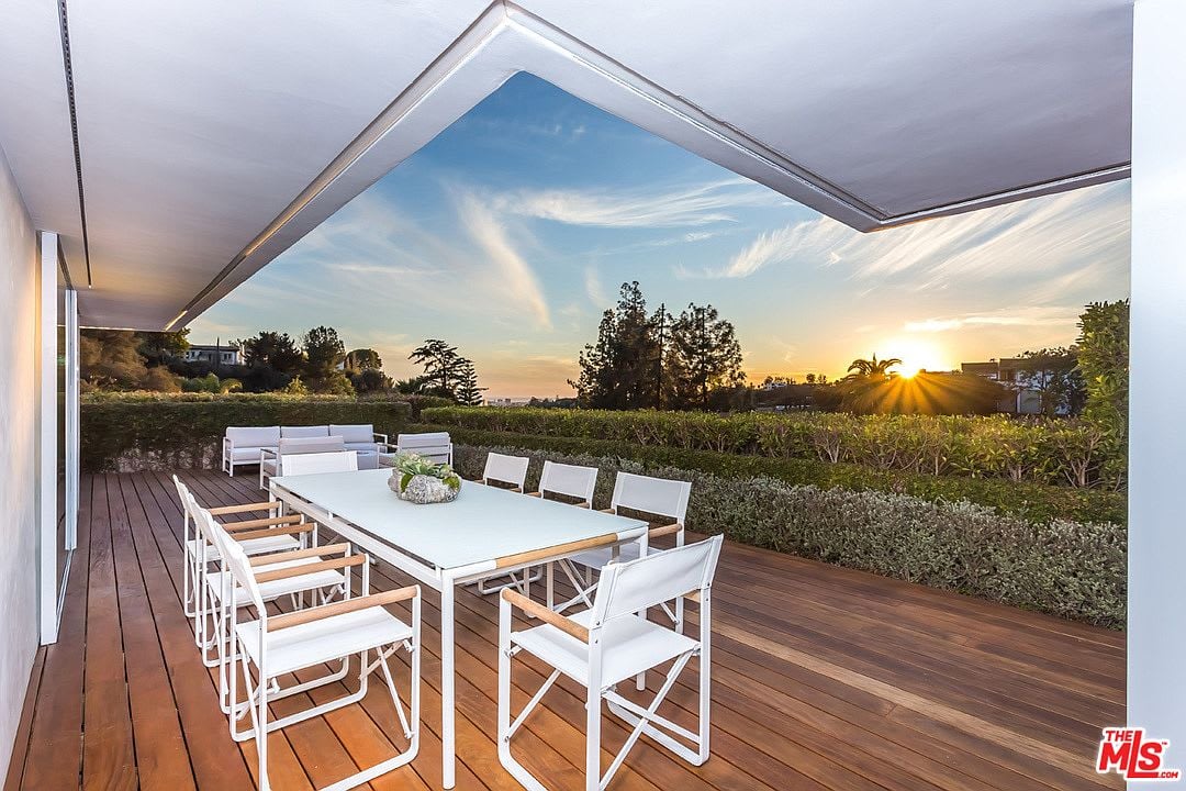 Ridge Chateau