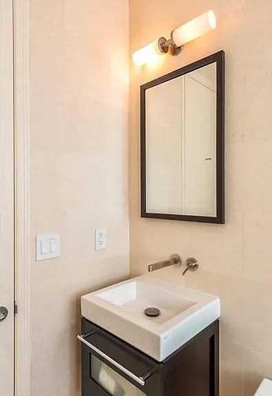 312 Jefferson Ave #5