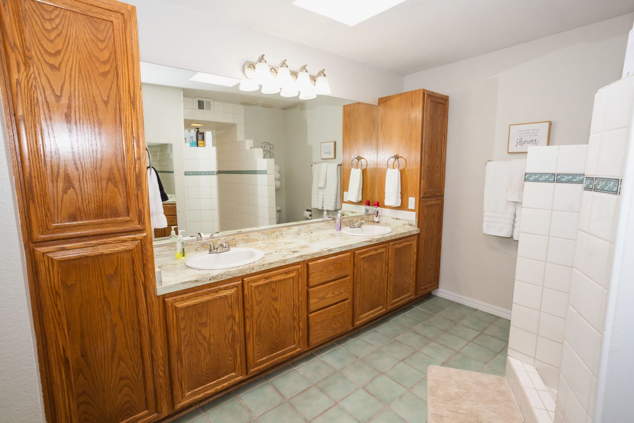 3376 Hornet Bay N