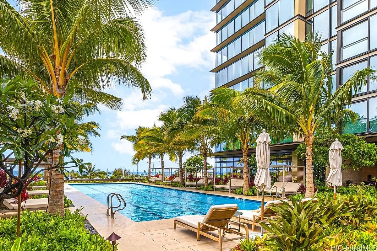 1100 Ala Moana Blvd, #2200