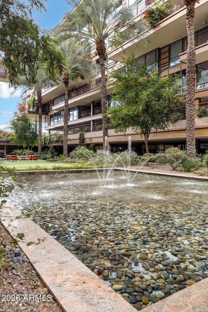 7147 E Rancho Vista Dr, #4007