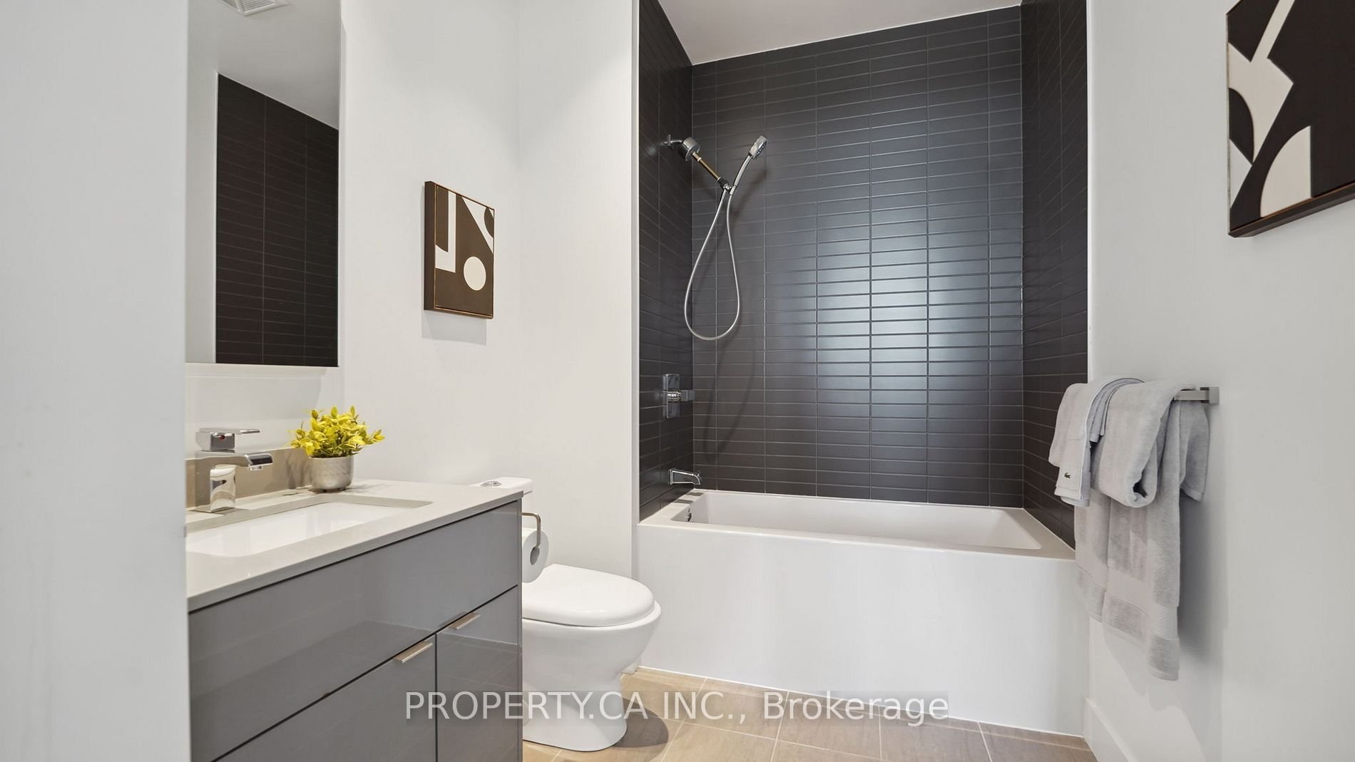 BAY STREET'S CAPTIVATING SUITE