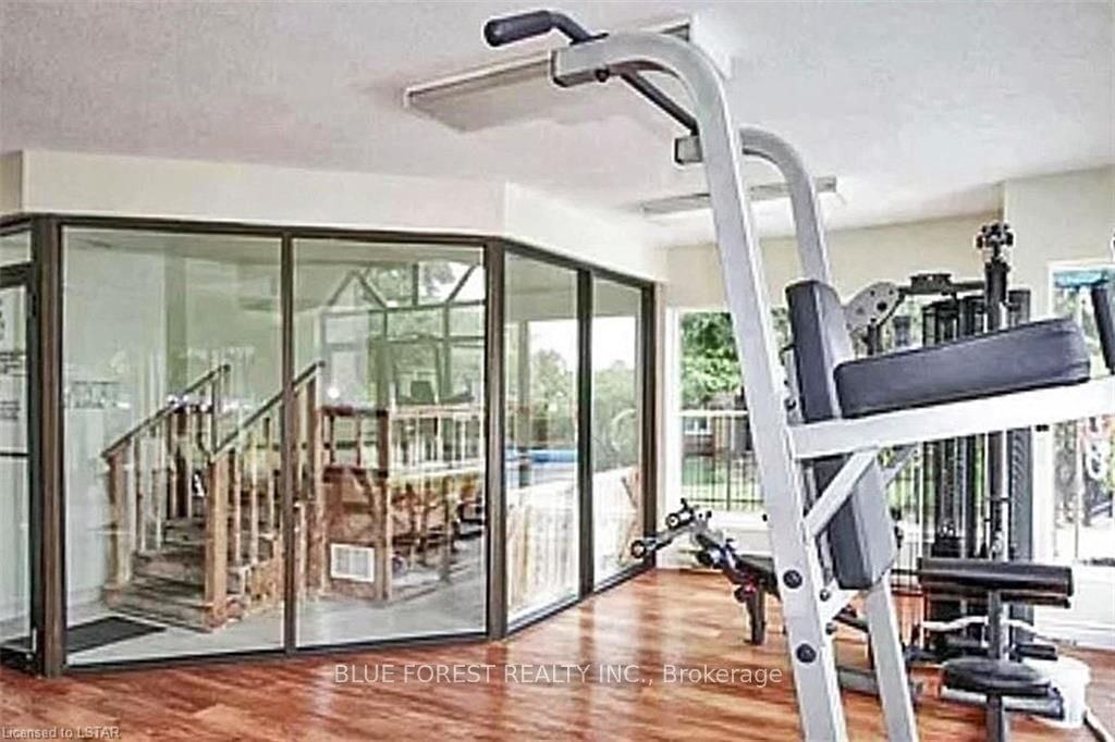 858 Commissioners Rd E 1103