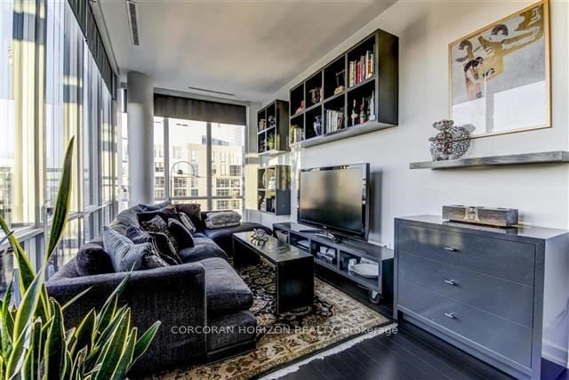 CITYPLACE PENTHOUSE 
