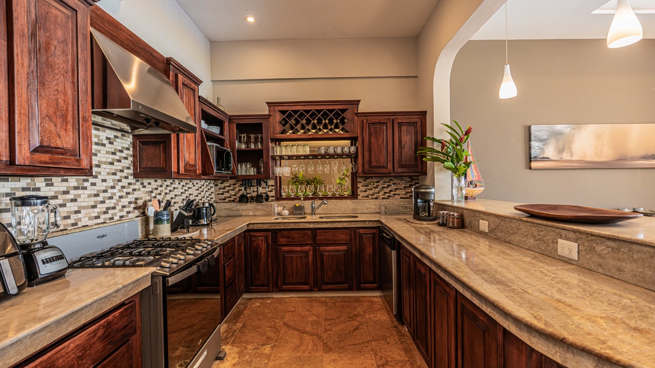 Ocean View Luxury Estate with An Incredible Location in Dominical