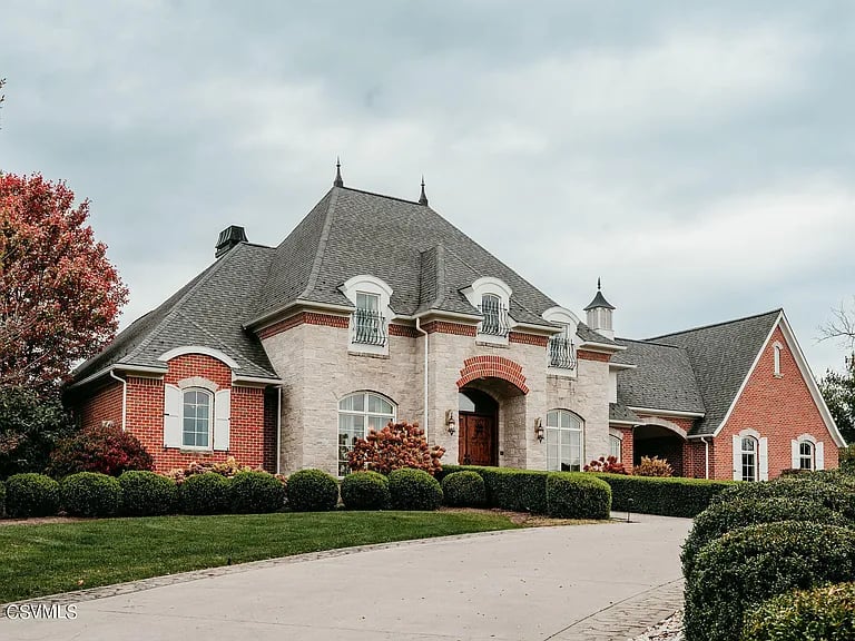 115 McHenry Rd