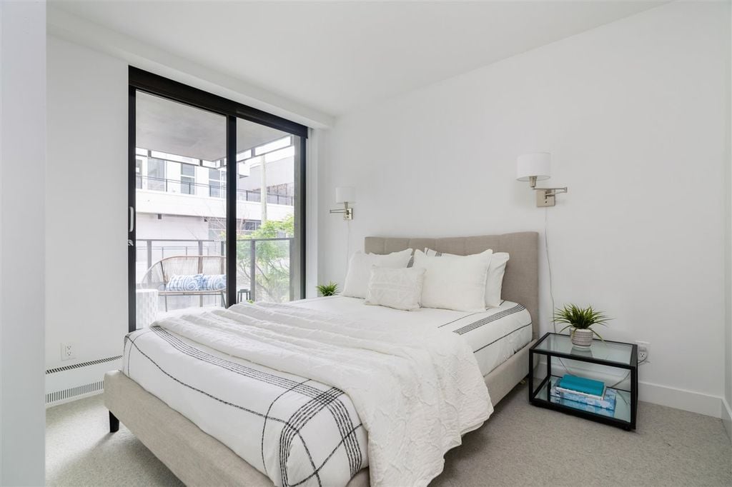 1133 Hornby St, #306