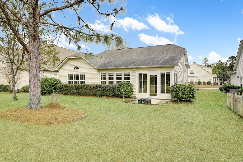 Sunny House on Azalea