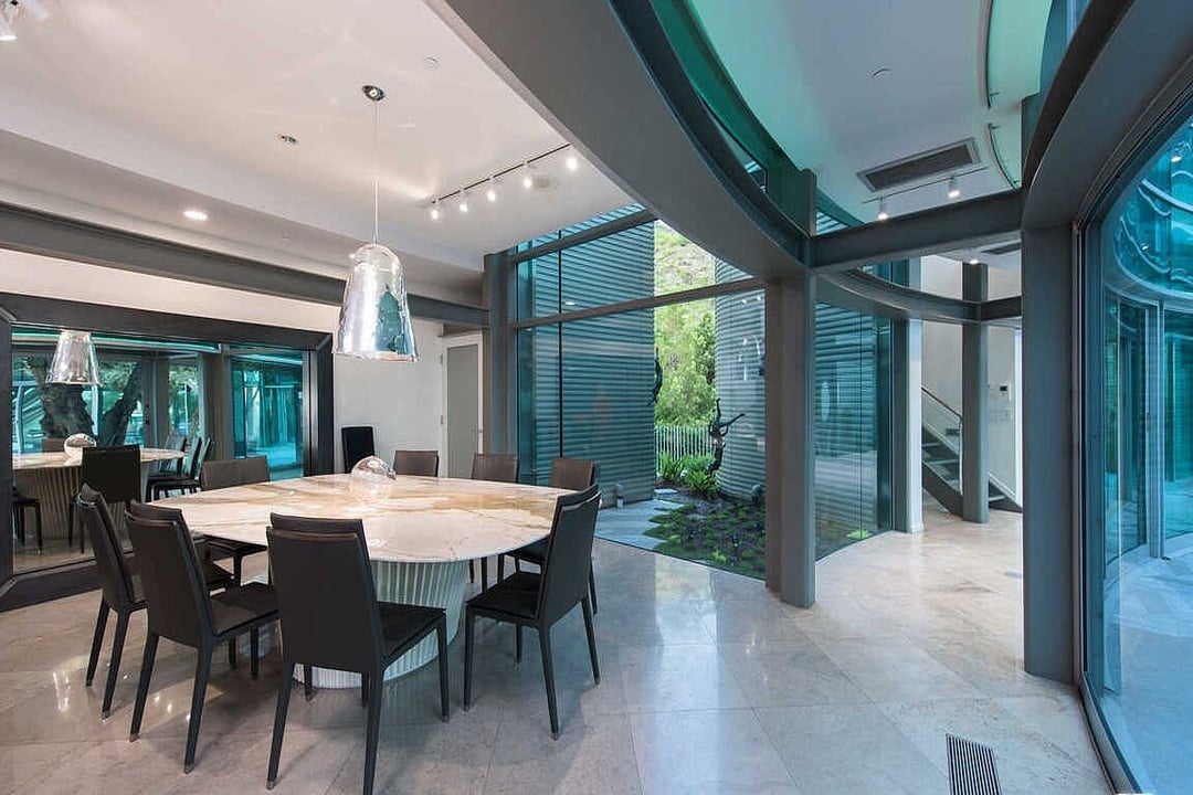 Estate Opulent