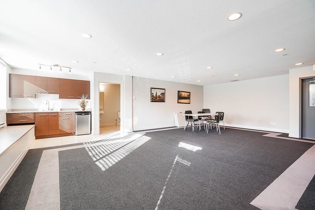 2343 Atkins Ave, #418