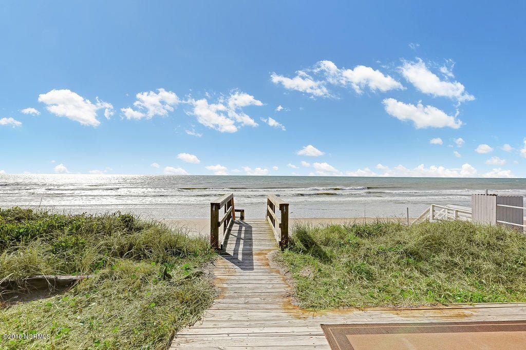Ocean Front Home With Full Separate Apartment