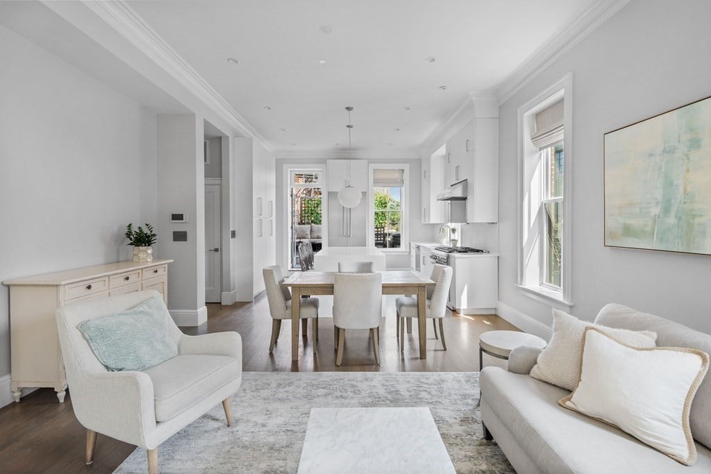 329 Shawmut Avenue Unit 2