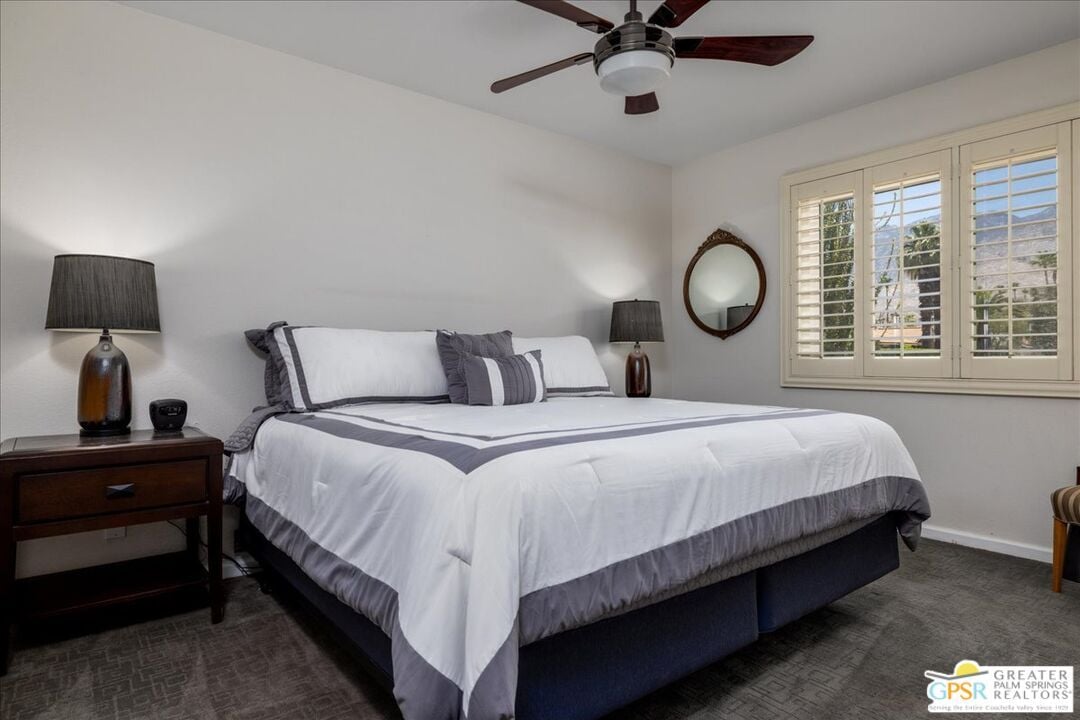 1240 S Beverly Dr