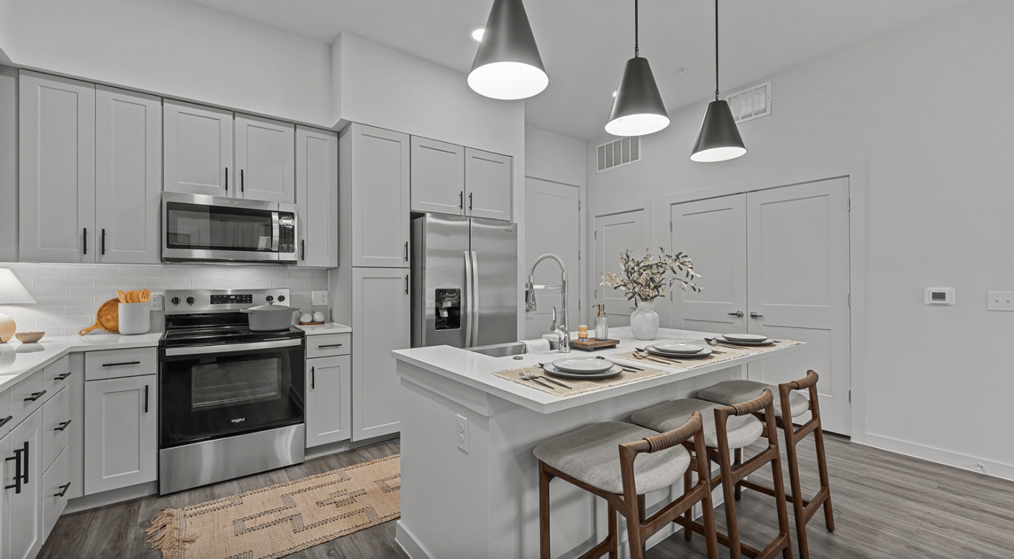Now Offering Limited-Time Incentives! Enjoy Up To 10 Weeks FREE On Select Homes! One, Two, and Three Bedroom Apartments and Townhomes