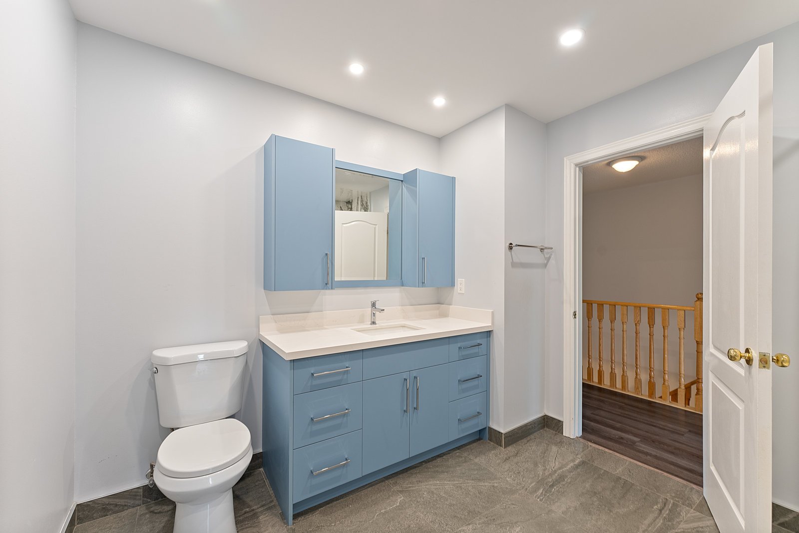 24 Hawtin Lane
