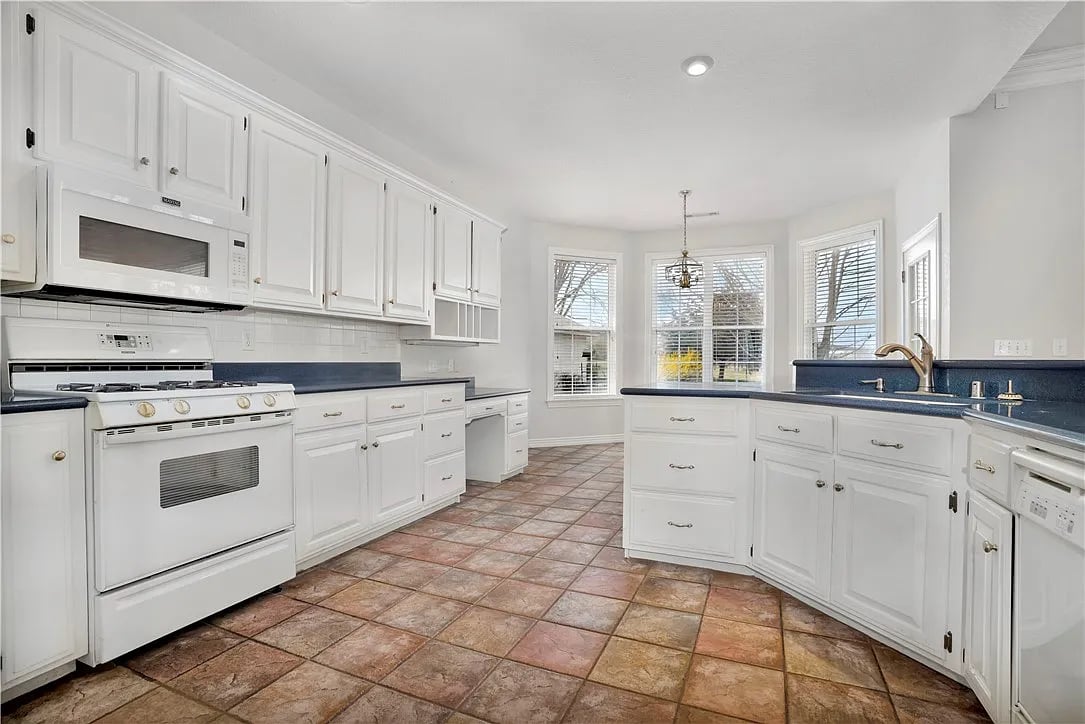 5127 E Milo Wy
