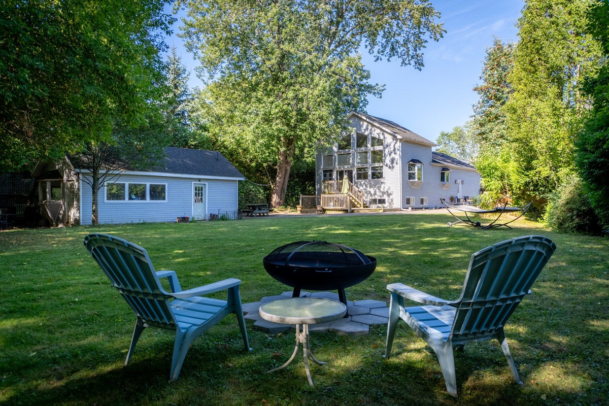 708 Montbeck Cres