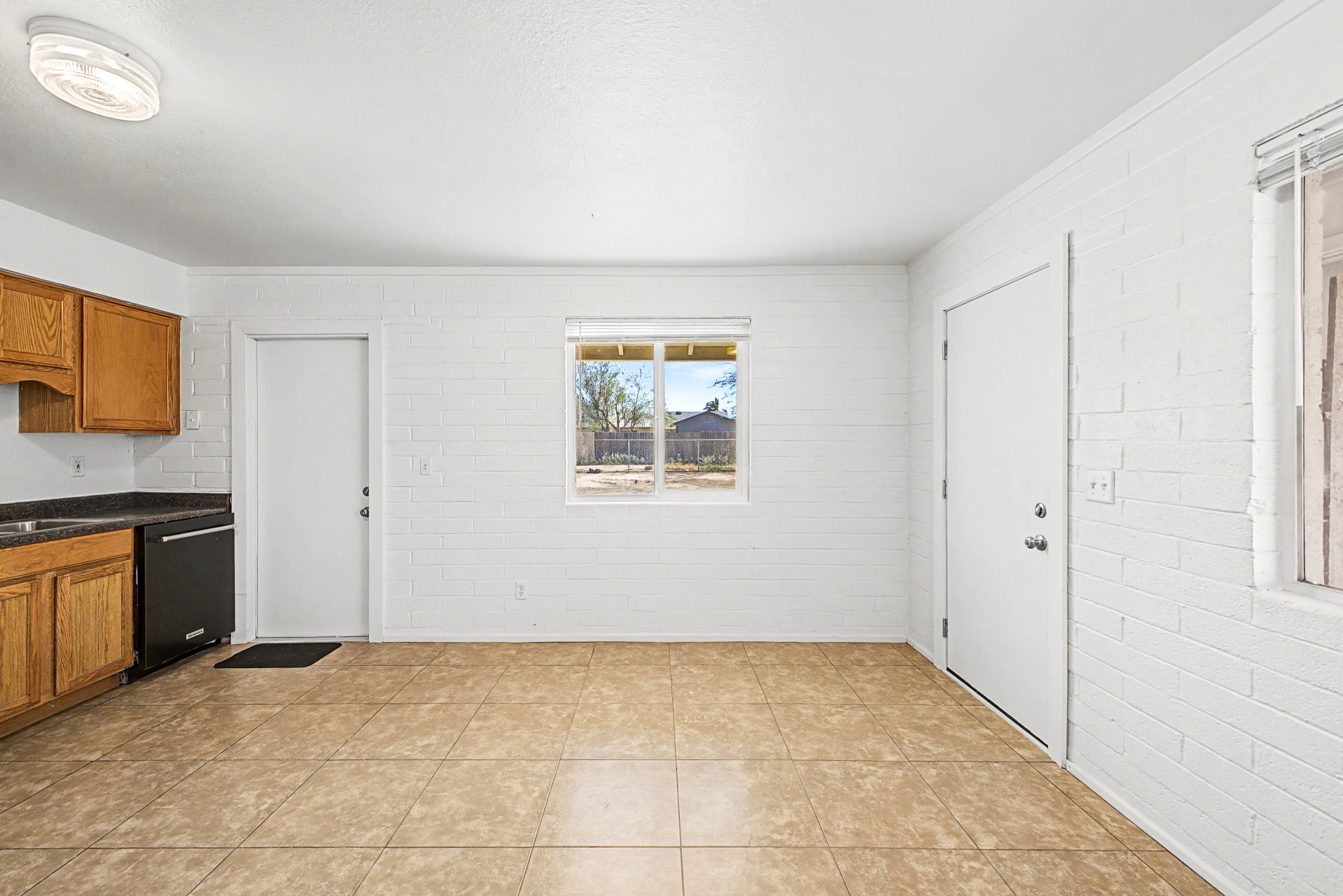 1319 Tulip Place