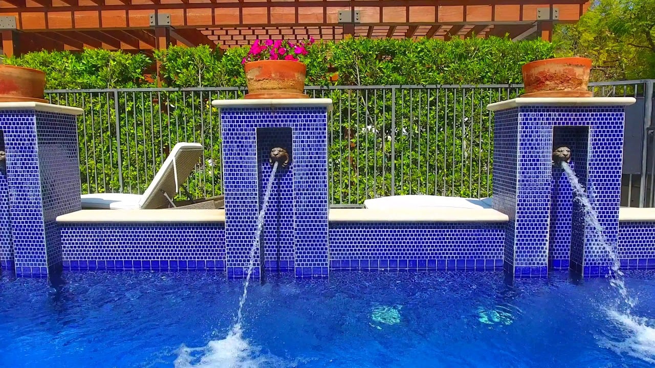 4955 LOS FELIZ