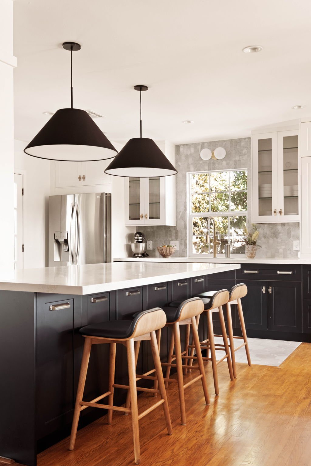 Effortless California Living in This Tarzana Ranch