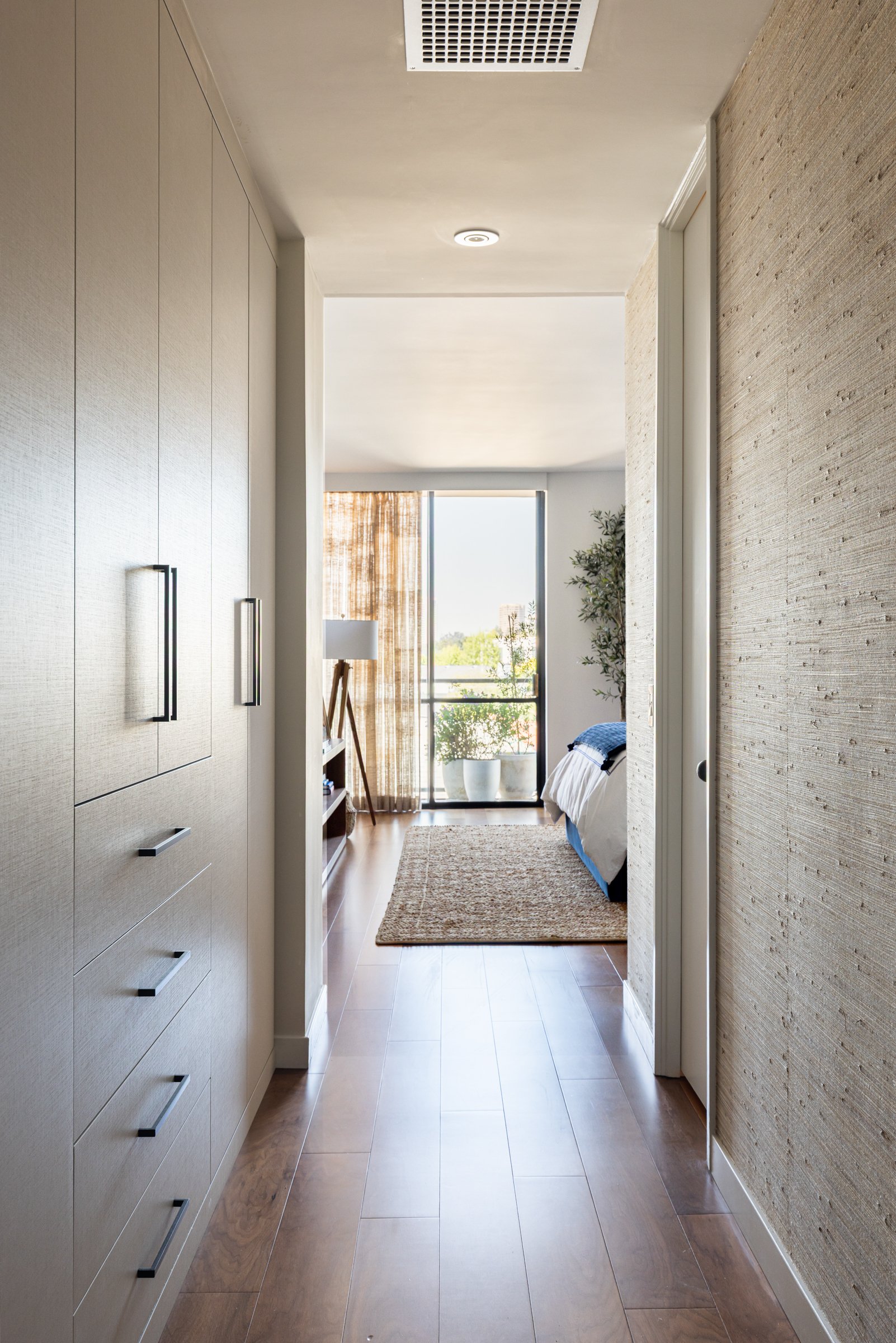 211 South Spalding Dr #305N, Beverly Hills