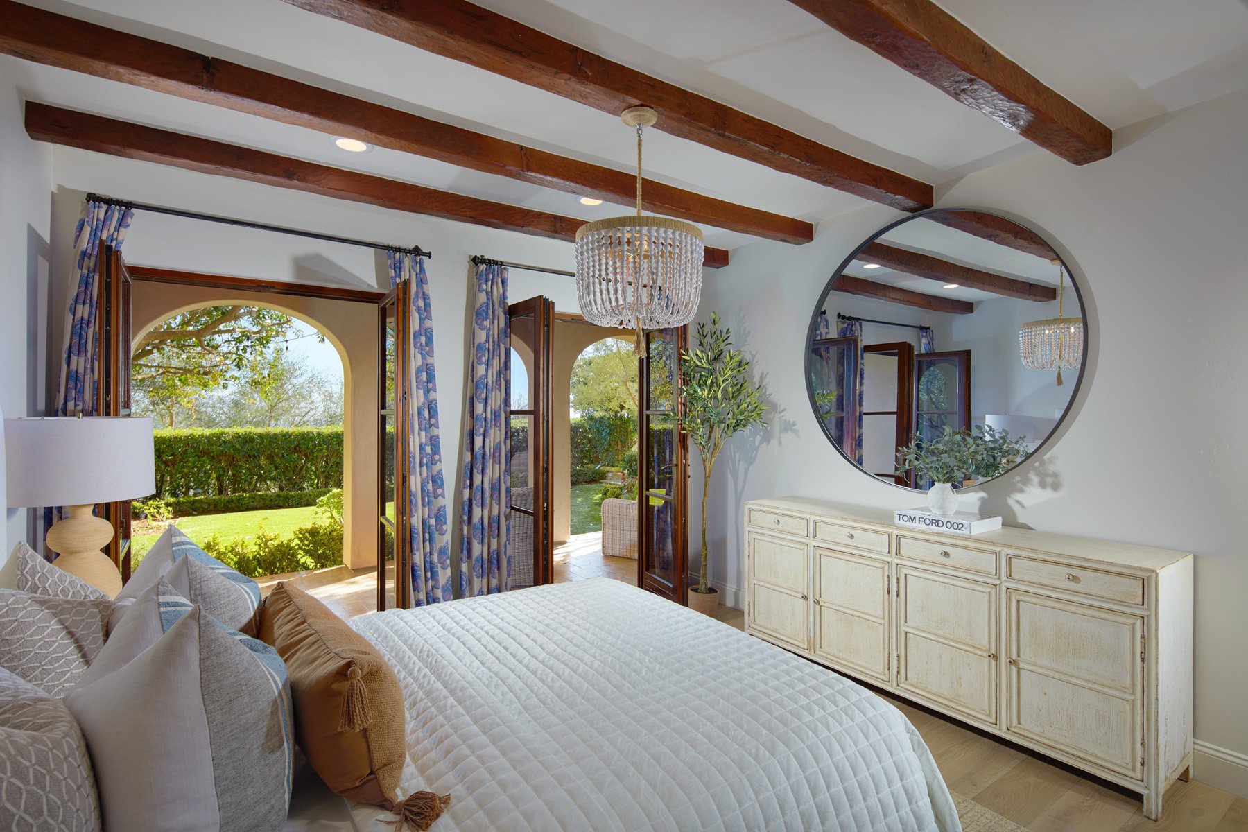 1302 Skyline Drive