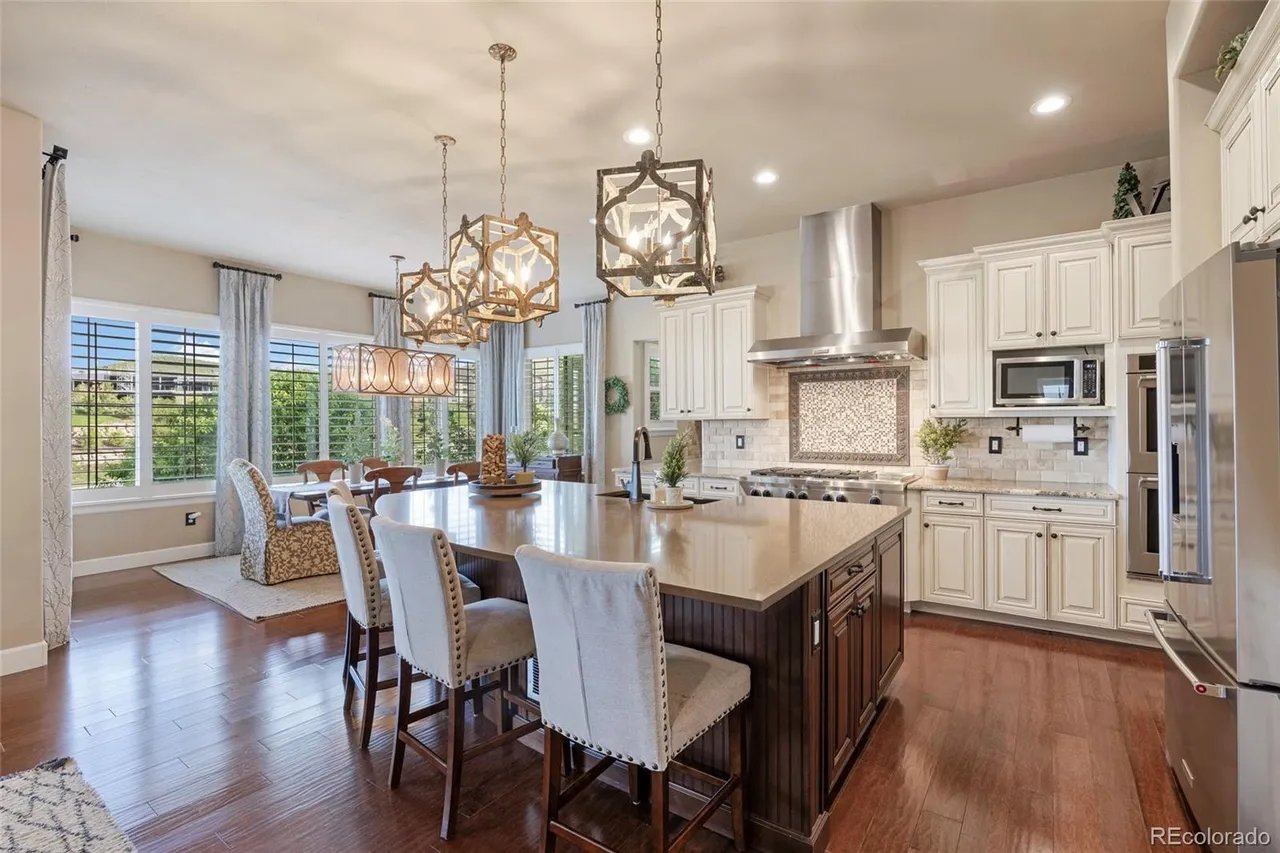 10601 Montecito Dr