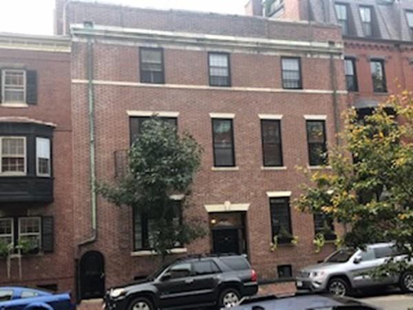 152 Mount Vernon St