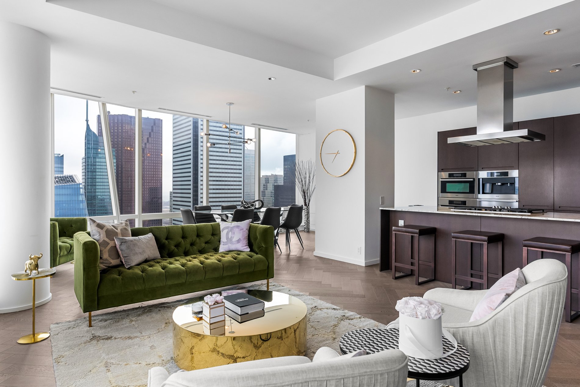Suite 5804- 180 University Avenue