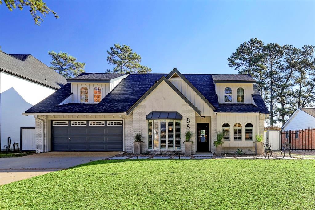 854 W Forest Dr