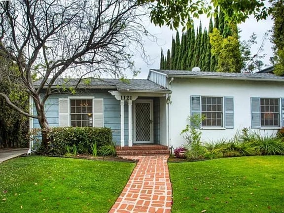 1121 S Spaulding Ave