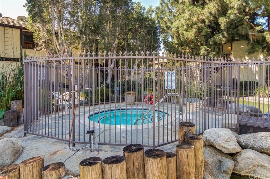 12420 Woodbridge Dr