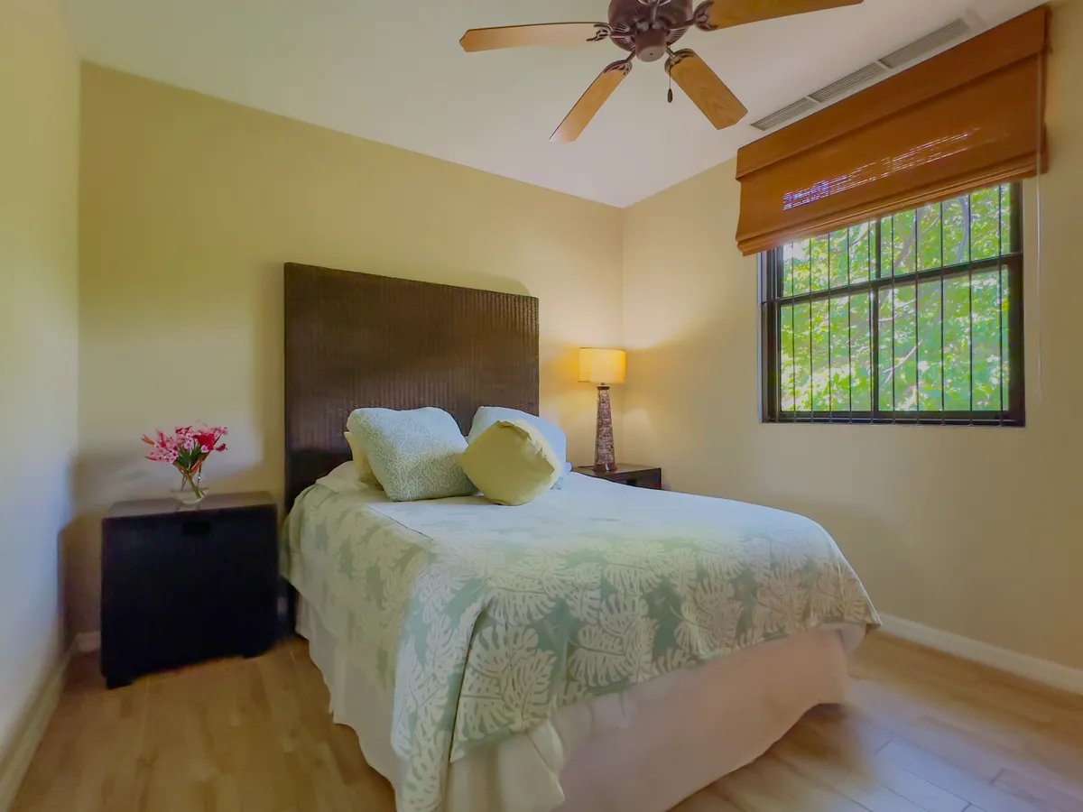 Pacifico Townhouse #101