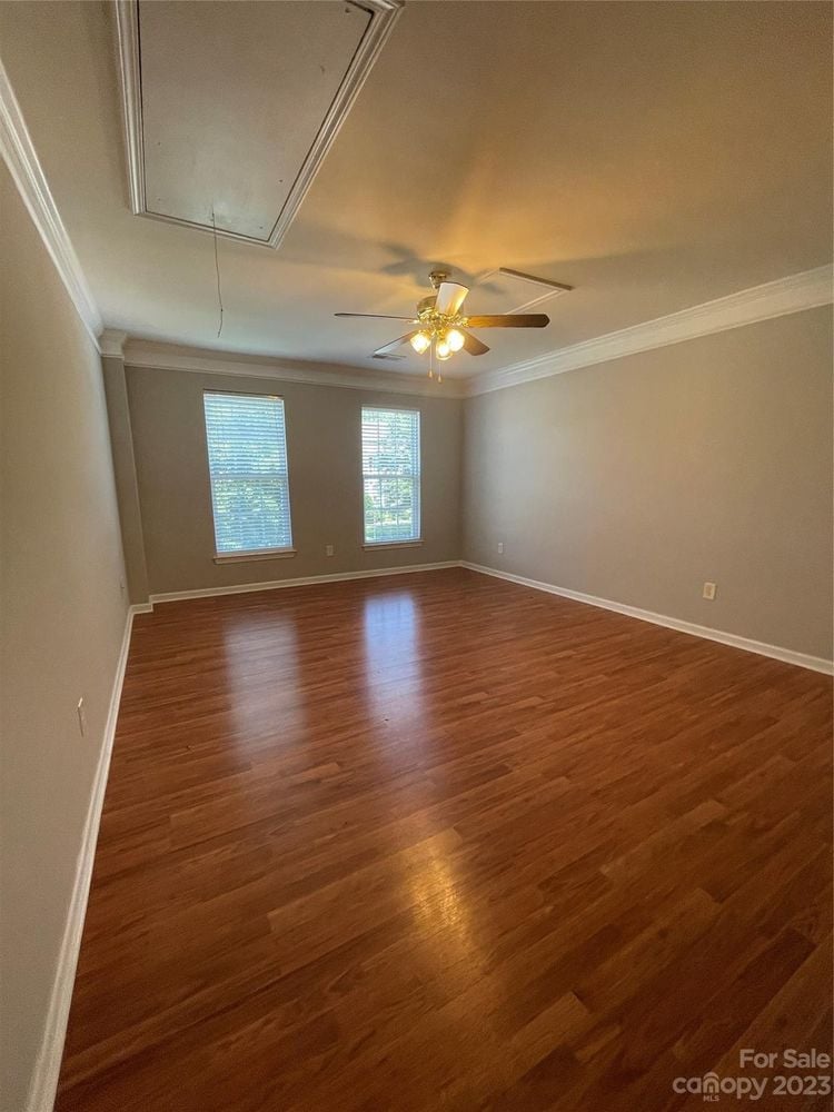 1208 Rockwell View Rd