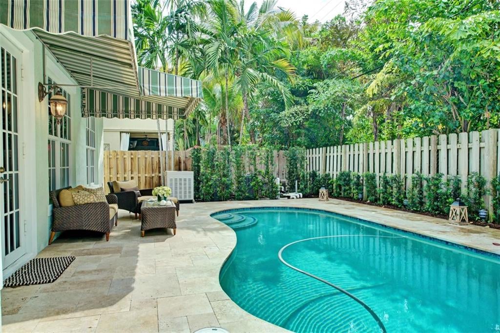 808 N Rio Vista Blvd