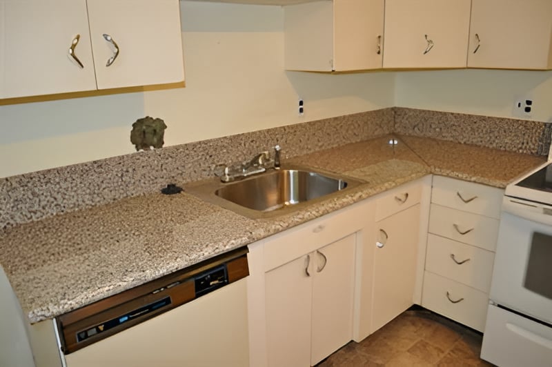 Duplex in Sacramento - 2462-2464 Catalina Dr. Sacramento, CA 95822