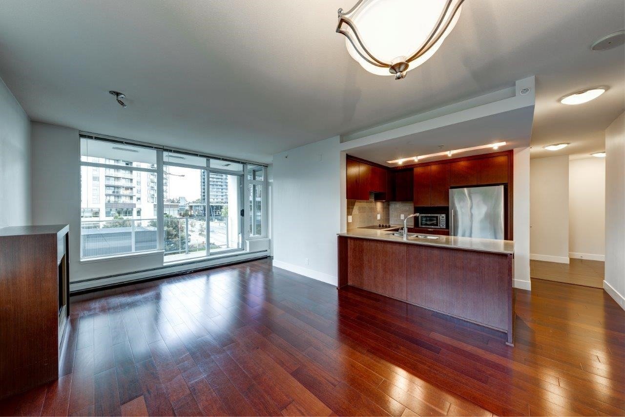 158 W 13th St, #602