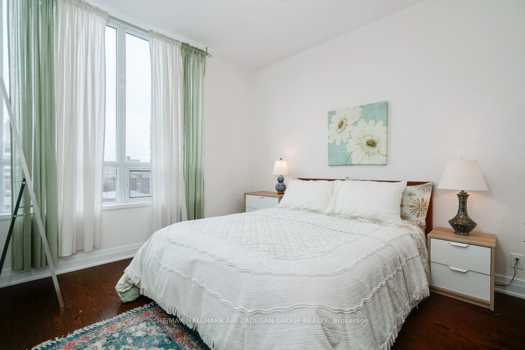 530 St Clair Ave W #503