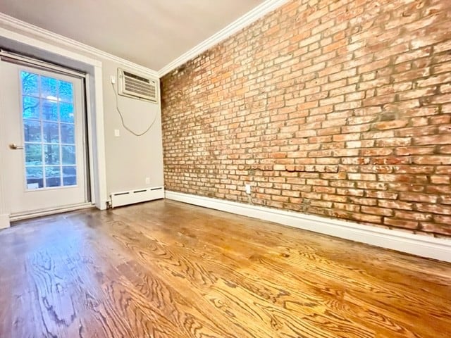 138 East 16th Street, 1B