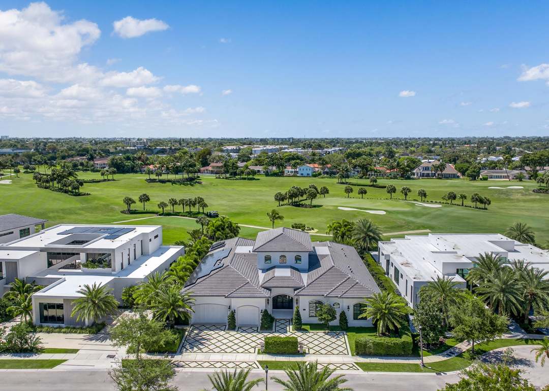 4013 Country Club Ln