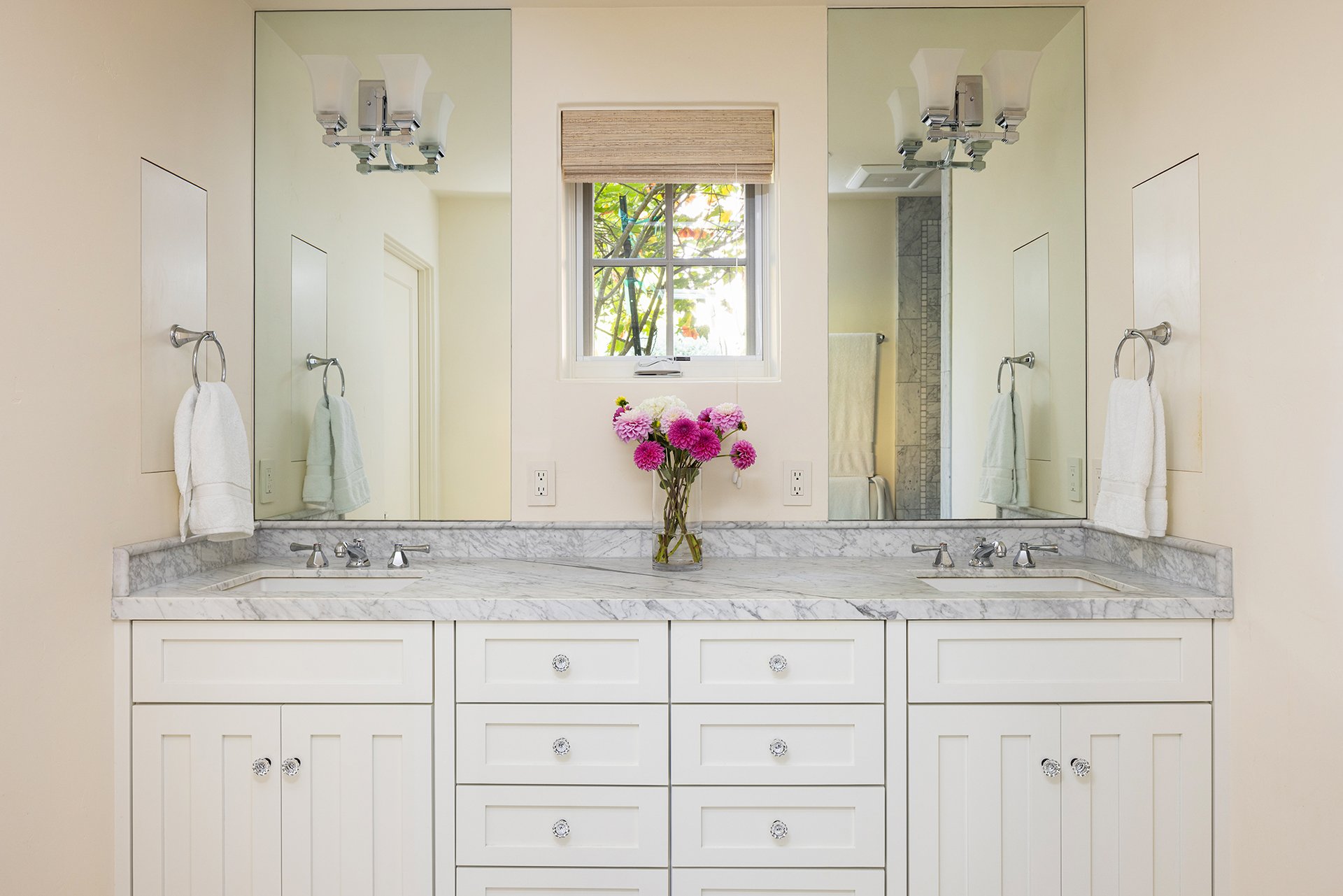 Sophisticated Carmel Woods Living